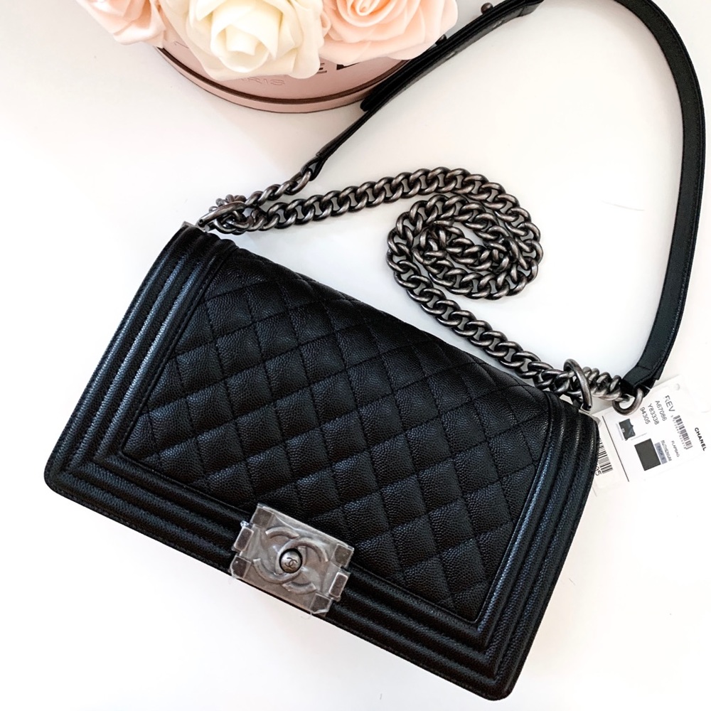 ❌SOLD❌ RARE Chanel Old Medium Boy Blck caviar RHW